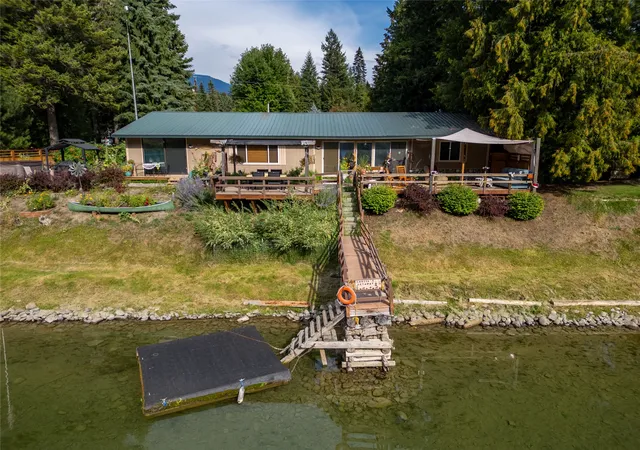 Photo 2 of Single family home for sale at 644 Waterfront Rd, Troy, MT 59935 | MLS# 30056863 | Listing updated on 2026-08-31