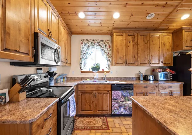 Photo 4 of Single family home for sale at 40961 US Hwy 93, Polson, MT 59860 | MLS# 30057027 | Listing updated on 2026-09-05