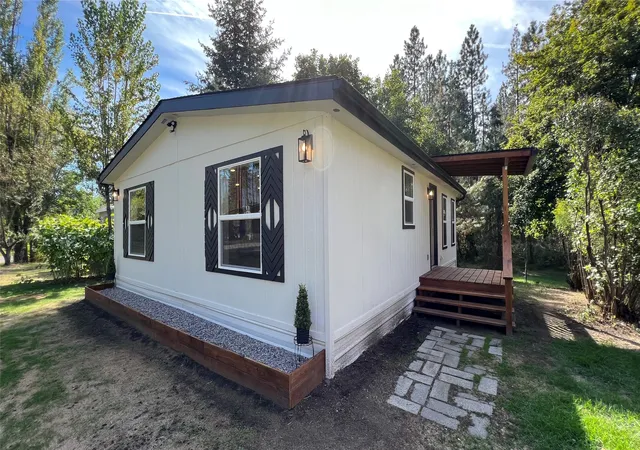 Photo 3 of Single family home for sale at 41157 Ponderosa Park Ln, Polson, MT 59860 | MLS# 30057416 | Listing updated on 2026-09-10