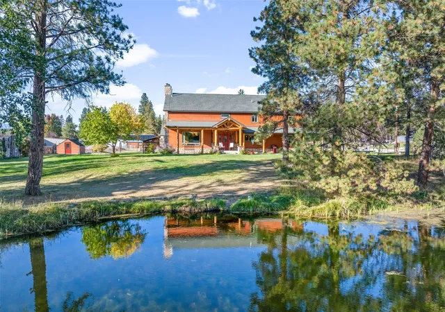 Photo 2 of Mansion for sale at 2837 Caribou Ln, Stevensville, MT 59870 | MLS# 30058118 | Listing updated on 2026-09-02