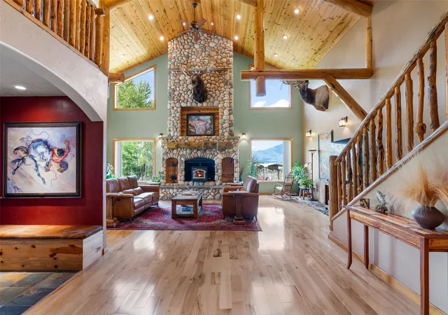 Photo 3 of Mansion for sale at 2837 Caribou Ln, Stevensville, MT 59870 | MLS# 30058118 | Listing updated on 2026-09-02