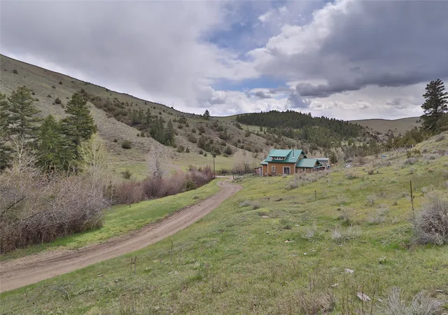 Photo 3 of Single family home for sale at 187 Edwards Gulch Rd, Drummond, MT 59832 | MLS# 30059837 | Listing updated on 2026-09-14