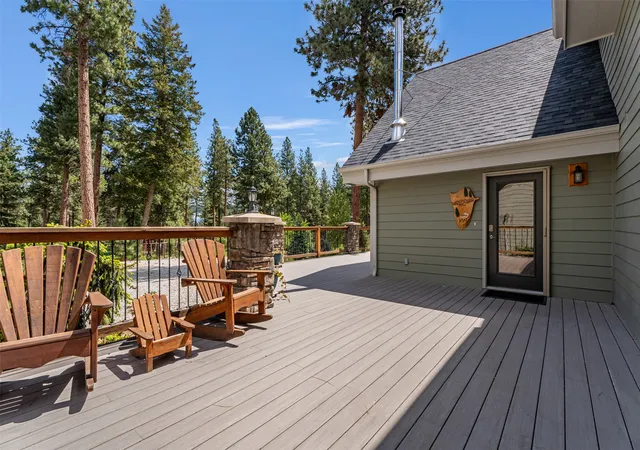 Photo 2 of Single family home for sale at 895 W Cow Creek Rd, Hamilton, MT 59840 | MLS# 30059986 | Listing updated on 2026-09-16