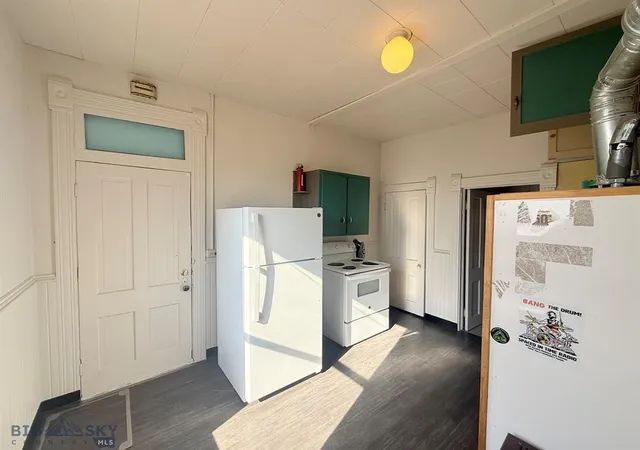 Photo 4 of House for sale at 207 S Crystal St, Butte, MT 59701 | MLS# 30060386 | Listing updated on 2026-09-14