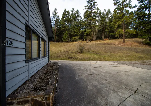 Photo 4 of Manufactured home for sale at 126 Forest Hill Village, Kalispell, MT 59901 | MLS# 30060817 | Listing updated on 2026-09-16
