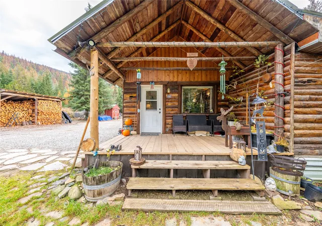 Photo 3 of Single family home for sale at 613 Tamarack Dr, Troy, MT 59935 | MLS# 30061470 | Listing updated on 2026-09-02