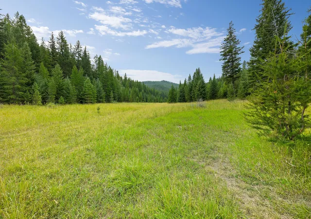Photo 3 of Single family home for sale at 2800 Foys Lake Rd, Kalispell, MT 59901 | MLS# 30061917 | Listing updated on 2026-09-09