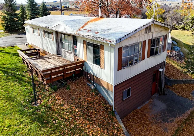 Photo 2 of Manufactured home for sale at 35601 Rocky Point Rd, Polson, MT 59860 | MLS# 30061963 | Listing updated on 2026-09-14