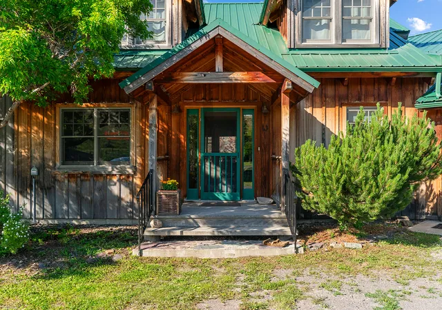 Photo 3 of Single family home for sale at 8976 Phantom Spring Ln, Canyon Creek, MT 59633 | MLS# 30062311 | Listing updated on 2026-09-07