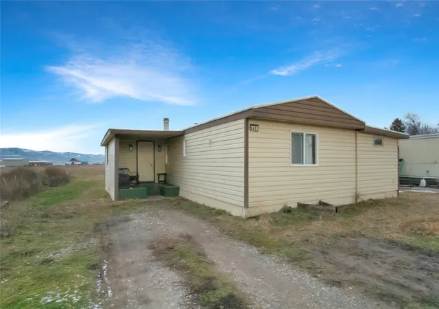 Photo 1 of Single family home for sale at 6433 Training Dr, Missoula, MT 59808 | MLS# 30061568 | Listing updated on 2026-09-11