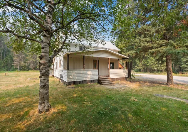 Photo 3 of Single family home for sale at 9590 Us Hwy 2 E, Martin City, MT 59926 | MLS# 30065071 | Listing updated on 2026-09-03