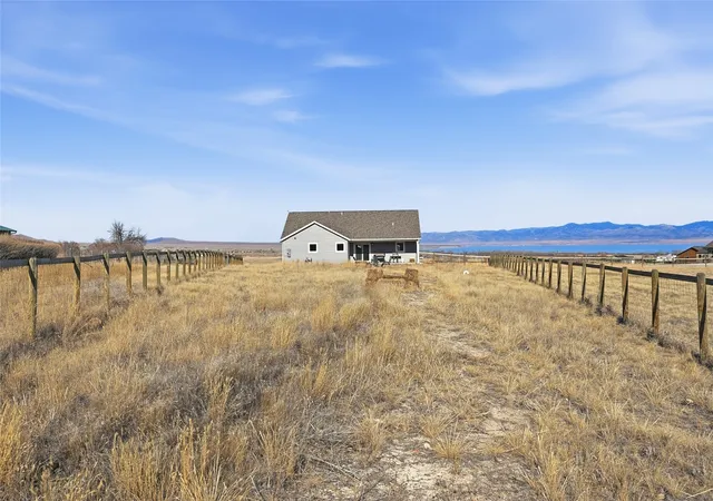 Photo 3 of Single family home for sale at 316 Spring St, Townsend, MT 59644 | MLS# 30064917 | Listing updated on 2026-09-18