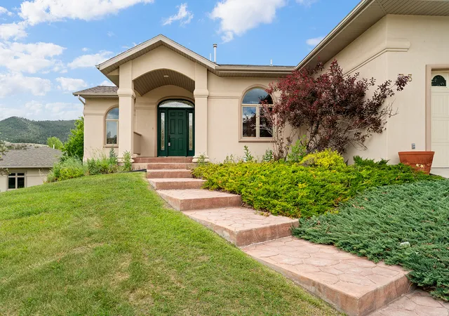 Photo 3 of Condo for sale at 33 Carriage Ln, Helena, MT 59601 | MLS# 30064372 | Listing updated on 2026-09-14