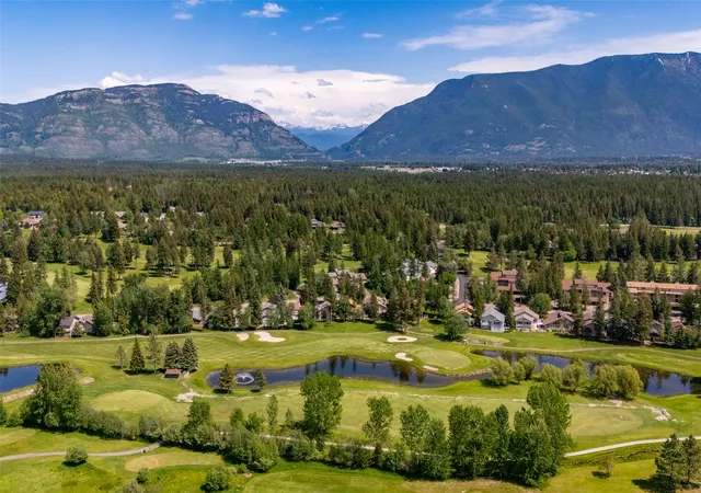 Photo 3 of Single family home for sale at 1018 Saint Andrews Dr, Columbia Falls, MT 59912 | MLS# 30064902 | Listing updated on 2026-09-22