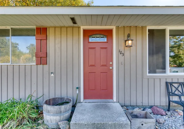 Photo 3 of Single family home for sale at 103 Peterson Pl, Stevensville, MT 59870 | MLS# 30065951 | Listing updated on 2026-09-14