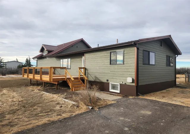 Photo 3 of Single family home for sale at 357 Us Hwy 213 N, Cut Bank, MT 59427 | MLS# 30065860 | Listing updated on 2026-09-12