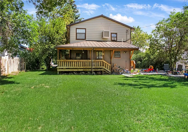Photo 3 of Single family home for sale at 122 E Richland Ave, Shelby, MT 59474 | MLS# 30066495 | Listing updated on 2026-09-03