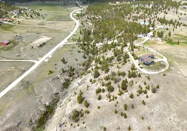 Photo 3 of Manufactured home for sale at 5055 Hidden Valley Dr, Helena, MT 59602 | MLS# 30066665 | Listing updated on 2026-09-15