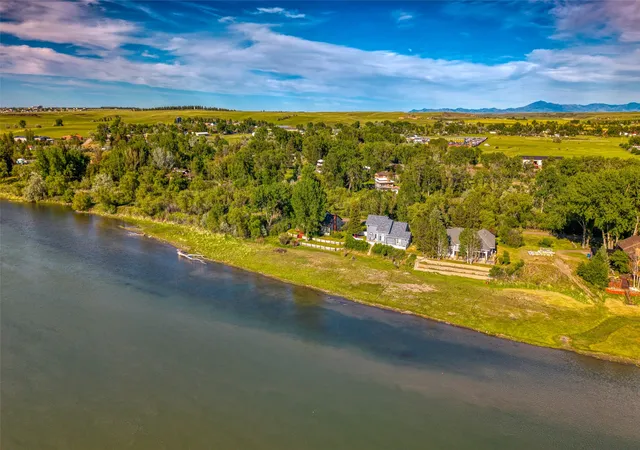 Photo 3 of Single family home for sale at 44 Fox Is Ln, Great Falls, MT 59405 | MLS# 30065644 | Listing updated on 2026-09-14