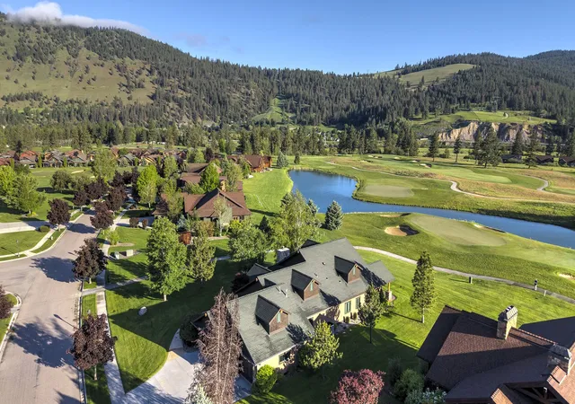 Photo 3 of Single family home for sale at 5401 Cyn River Rd, Missoula, MT 59802 | MLS# 30063556 | Listing updated on 2026-09-04