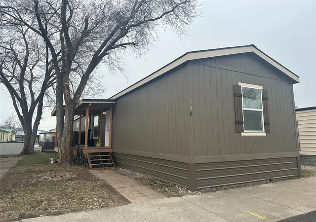 Photo 1 of Single family home for sale at 308 S Surrey St, Missoula, MT 59808 | MLS# 30066898 | Listing updated on 2026-09-22