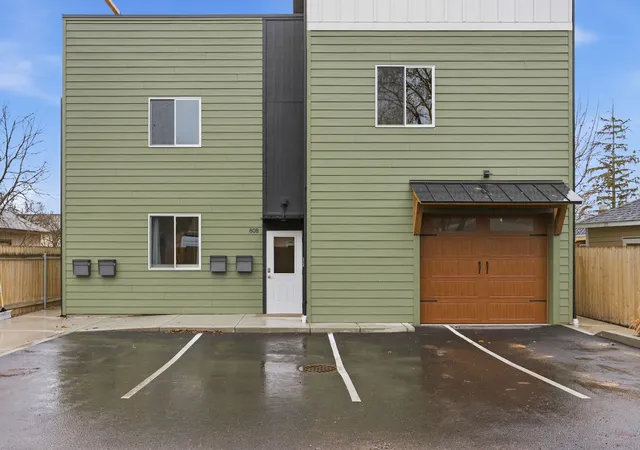 Photo 2 of Multi family home for sale at 808 + 812 Ash St, Missoula, MT 59801 | MLS# 30066869 | Listing updated on 2026-09-17