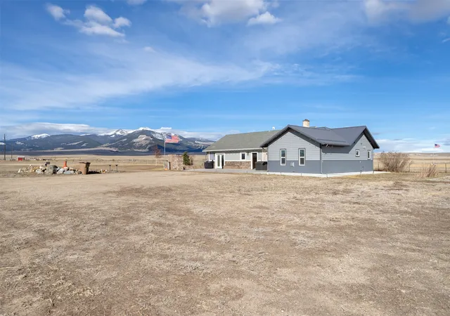 Photo 1 of Single family home for sale at 110 Mountain View Ln, Deer Lodge, MT 59722 | MLS# 30067352 | Listing updated on 2026-08-31