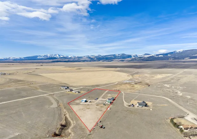 Photo 3 of Single family home for sale at 110 Mountain View Ln, Deer Lodge, MT 59722 | MLS# 30067352 | Listing updated on 2026-08-31