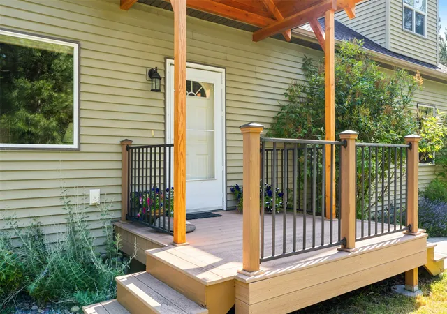 Photo 2 of Single family home for sale at 510 Paradise Trl, Hamilton, MT 59840 | MLS# 30067263 | Listing updated on 2026-09-18