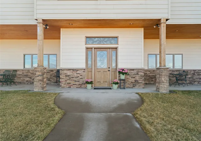 Photo 3 of Mansion for sale at 3140 Emily Ln, Helena, MT 59602 | MLS# 30065361 | Listing updated on 2026-09-22