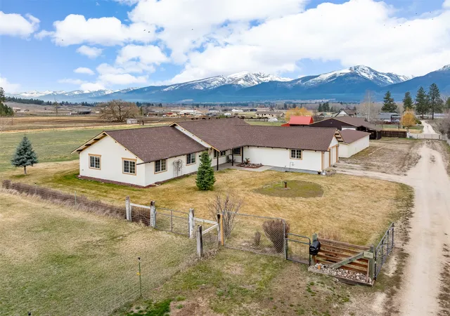 Photo 2 of Manufactured home for sale at 161,173,175, 181,183 Little Airedale Ln, Stevensville, MT 59870 | MLS# 30067559 | Listing updated on 2026-09-22