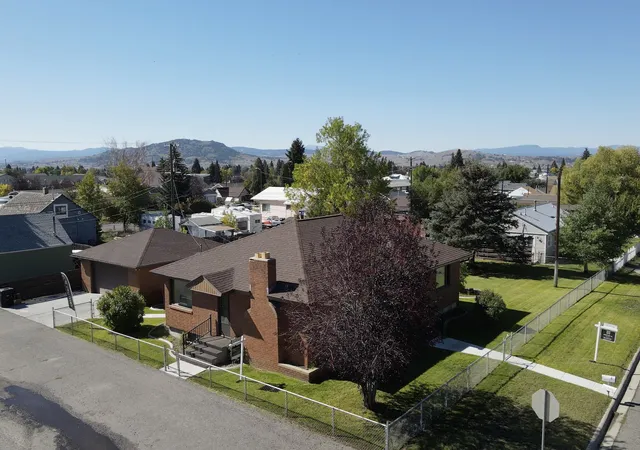 Photo 2 of Single family home for sale at 2526 Locust St, Butte, MT 59701 | MLS# 30067942 | Listing updated on 2026-09-14