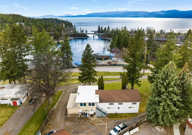 Photo 2 of Single family home for sale at 529 Grand Dr, Bigfork, MT 59911 | MLS# 30068052 | Listing updated on 2026-09-14
