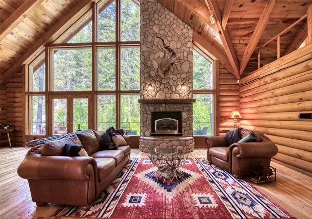 Photo 3 of Single family home for sale at 1062 Bear Crk Trl, Victor, MT 59875 | MLS# 30068216 | Listing updated on 2026-09-14
