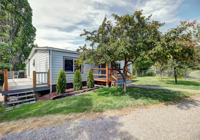 Photo 2 of Manufactured home for sale at 708 11th Street E, Polson, MT 59860 | MLS# 30068357 | Listing updated on 2026-09-04