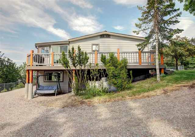 Photo 4 of Manufactured home for sale at 708 11th Street E, Polson, MT 59860 | MLS# 30068357 | Listing updated on 2026-09-04