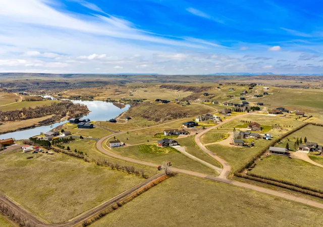 Photo 3 of Single family home for sale at 8 Bnd View Ln, Great Falls, MT 59404 | MLS# 30067740 | Listing updated on 2026-09-13