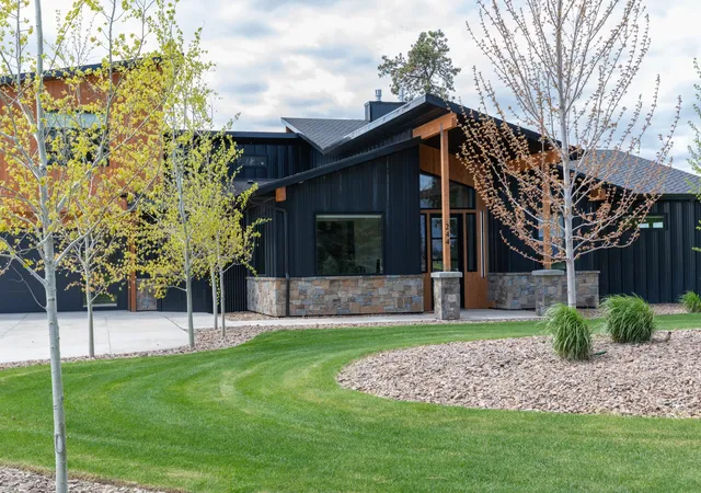 Photo 3 of Single family home for sale at 244 Placid Dr, Kalispell, MT 59901 | MLS# 30068432 | Listing updated on 2026-09-14