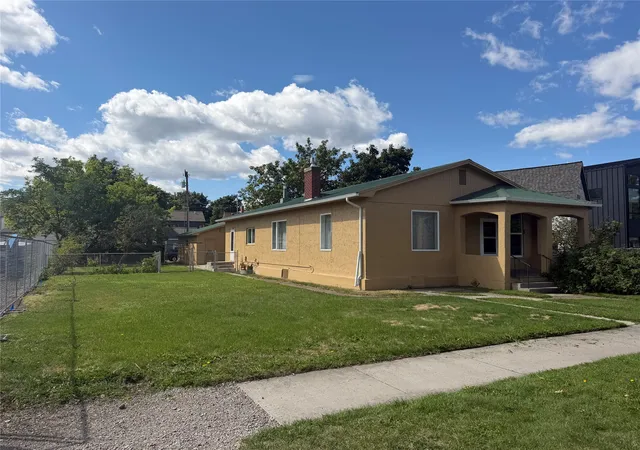 Photo 2 of Single family home for sale at 513 Toole Ave, Missoula, MT 59802 | MLS# 30068612 | Listing updated on 2026-08-31