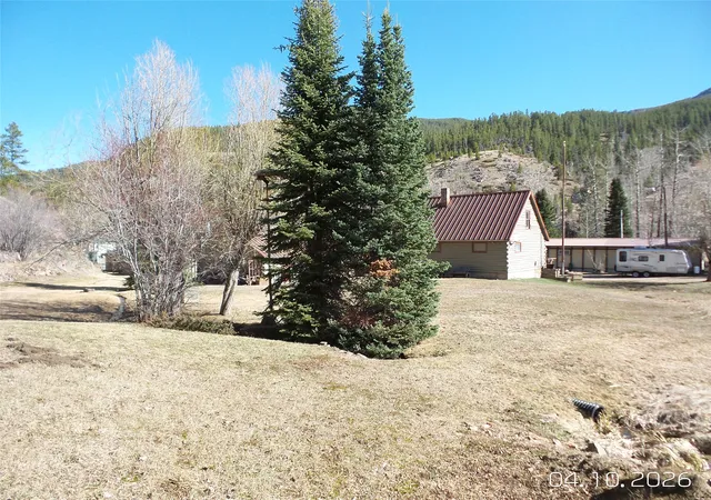 Photo 3 of Single family home for sale at 500 Pine St, Neihart, MT 59465 | MLS# 30068609 | Listing updated on 2026-09-14