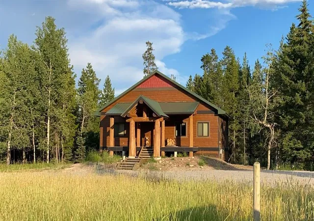 Photo 1 of Single family home for sale at 4425 W Willow Crk Rd, Lincoln, MT 59639 | MLS# 30067257 | Listing updated on 2026-09-08