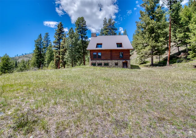 Photo 4 of Single family home for sale at 77 Alta Meadow Trl, Darby, MT 59829 | MLS# 30068796 | Listing updated on 2026-09-14