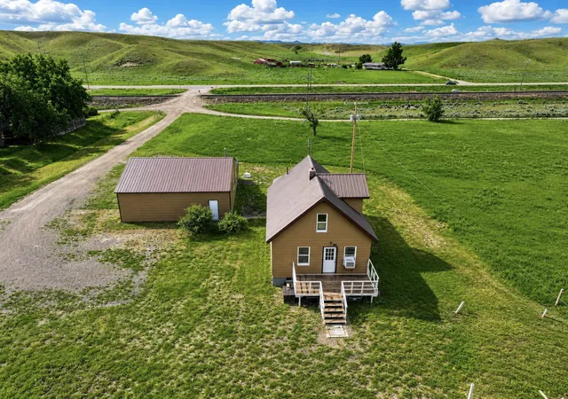 Photo 1 of Single family home for sale at 6421 Us Hwy 2 E, Havre, MT 59501 | MLS# 30069178 | Listing updated on 2026-09-23