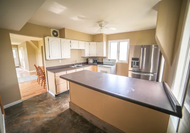 Photo 3 of Single family home for sale at 6421 Us Hwy 2 E, Havre, MT 59501 | MLS# 30069178 | Listing updated on 2026-09-23