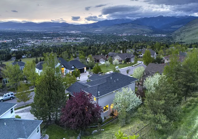 Photo 3 of Single family home for sale at 218 Mansion Hts Dr, Missoula, MT 59803 | MLS# 30069462 | Listing updated on 2026-09-13