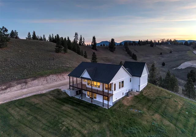 Photo 3 of Single family home for sale at 176 Miles Gulch Rd, Stevensville, MT 59870 | MLS# 30068193 | Listing updated on 2026-09-22