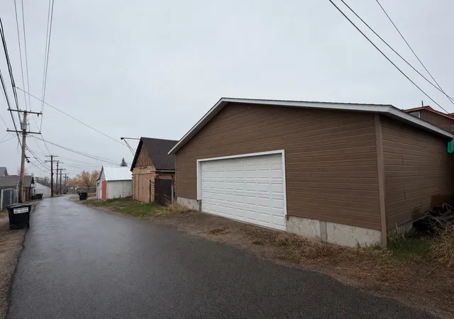 Photo 3 of Single family home for sale at 718 S Colorado St, Butte, MT 59701 | MLS# 30068722 | Listing updated on 2026-08-31