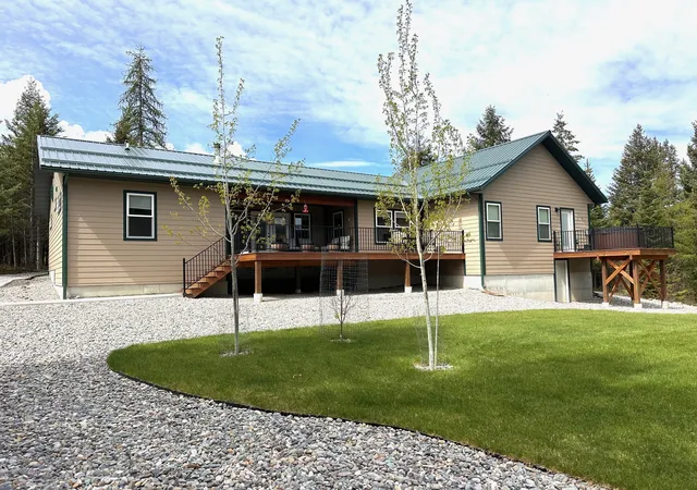 Photo 3 of Single family home for sale at 4 Buck Ct, Trout Creek, MT 59874 | MLS# 30069231 | Listing updated on 2026-09-01