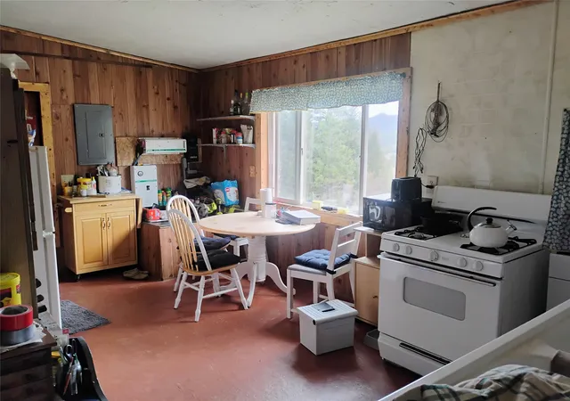 Photo 4 of Single family home for sale at 7992 Austin Rd, Helena, MT 59602 | MLS# 30069712 | Listing updated on 2026-09-15