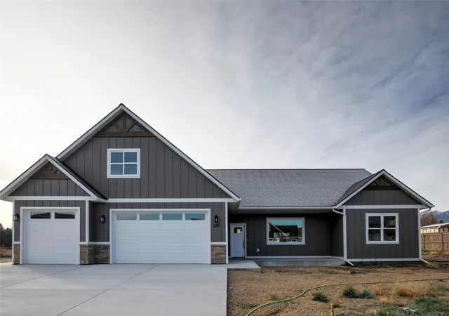 Photo 1 of Single family home for sale at 5255 High Meadow Dr, Florence, MT 59833 | MLS# 30069941 | Listing updated on 2026-10-19